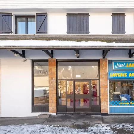 Skyhook: Batiment B Chamonix Mont Blanc